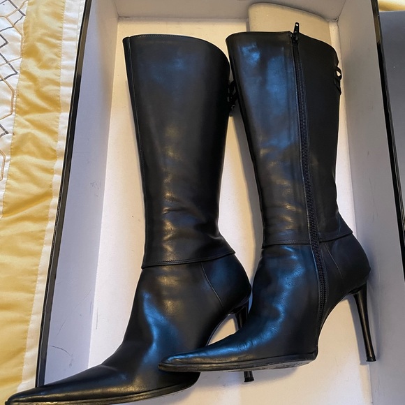 Aquatalia Shoes - BRAND NEW Aquatalia boots with heel, in box.